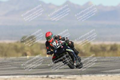 media/Dec-07-2025-CVMA (Sun) [[3e7d2de5dc]]/Race 8-Middleweight Shootout/